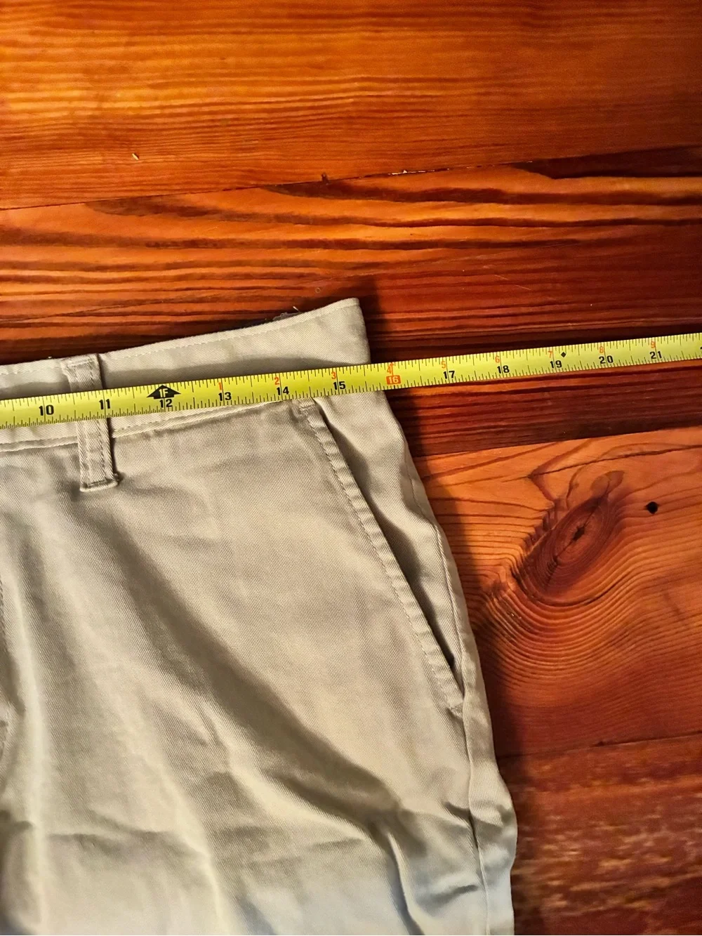 Nautica Men's Flat Front 8” Deck  Shorts in True Stone, Size 30W